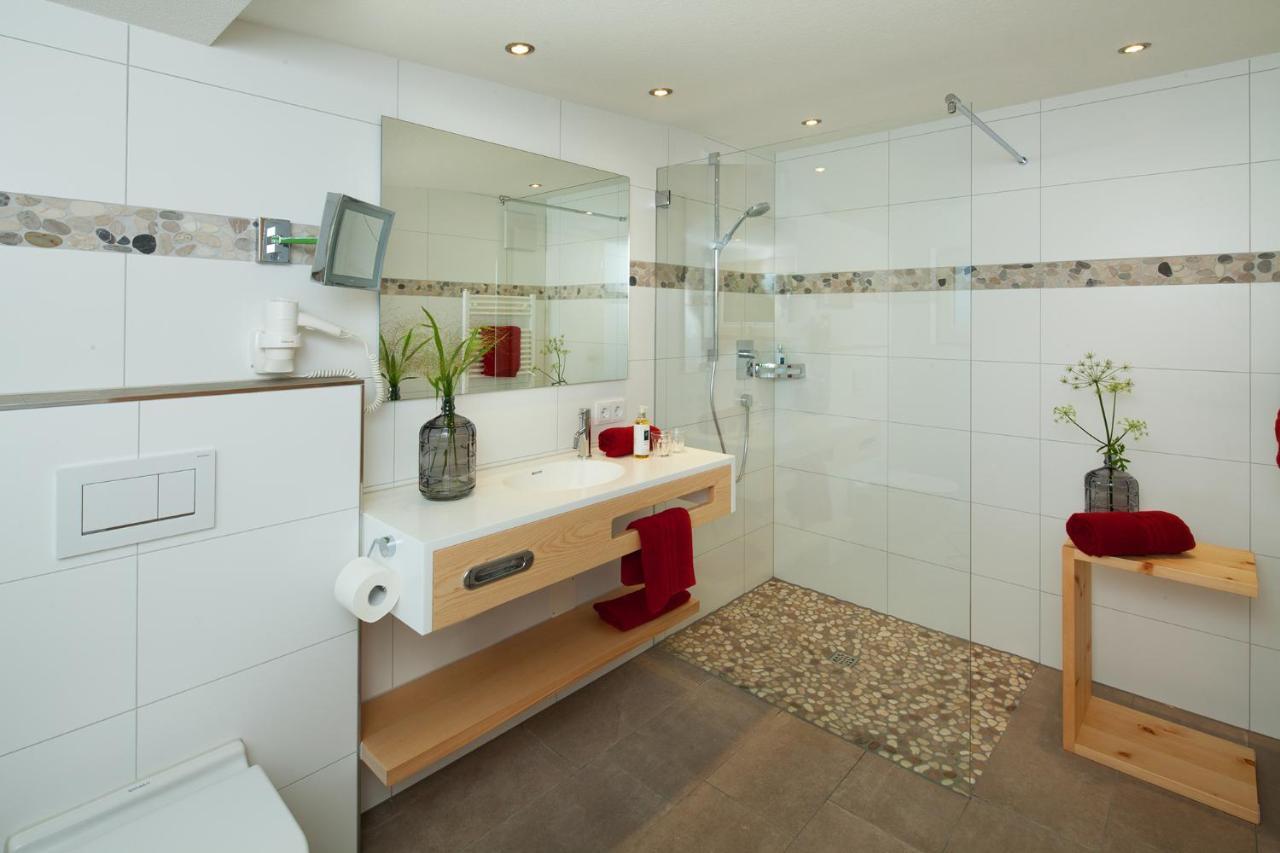 Aparthotel Brunnenhof ダーミュルス エクステリア 写真